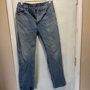 Men’s wrangler size 35x34Classic Blue Straight-Leg Jeans with Faded Details